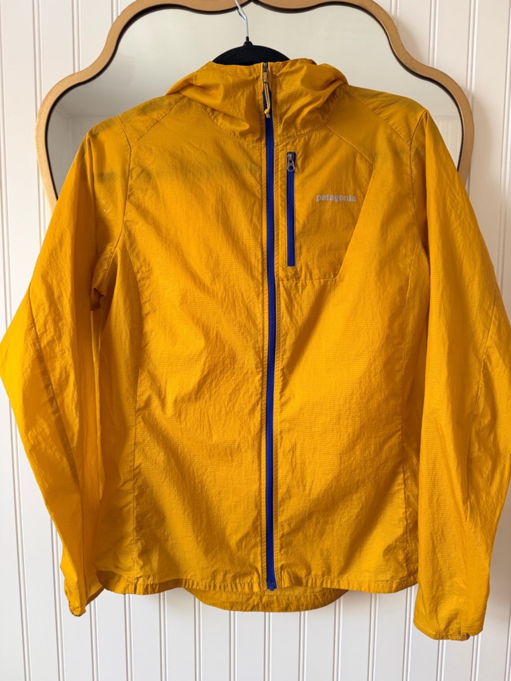 Patagonia Women’s Houdini Jacket in Mustard Yellow